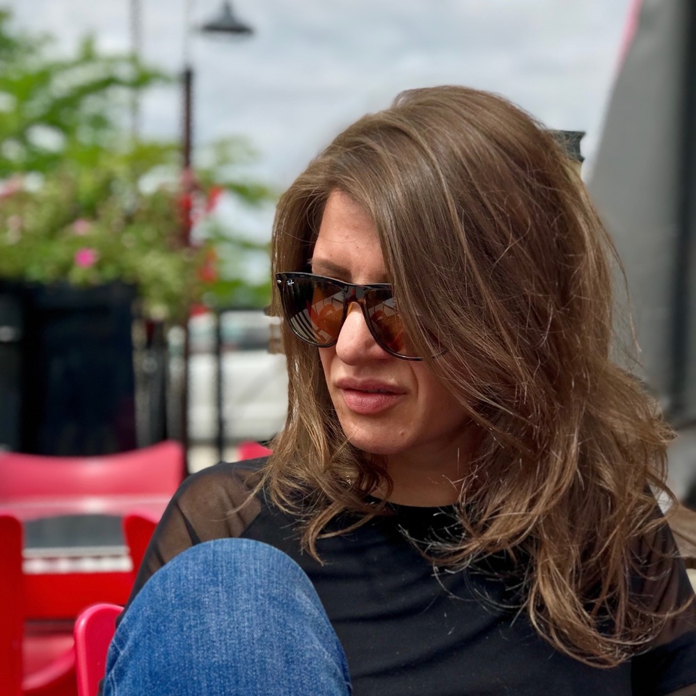 Meet your Posher, Laura